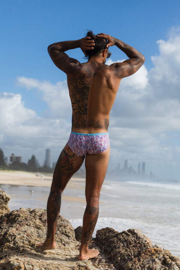 Bells Fireworks 007 Trunks 04